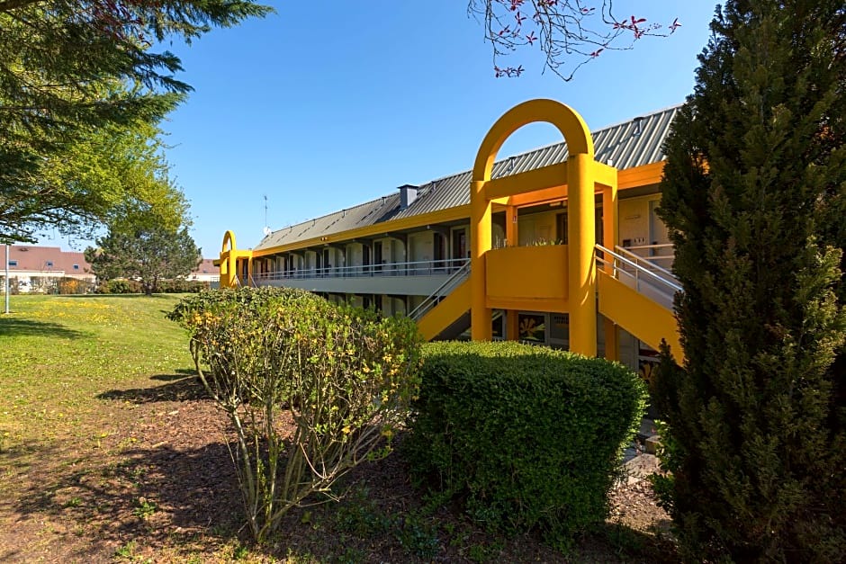 Chaumontel Hotel | Premiere Classe Chantilly Sud Luzarches