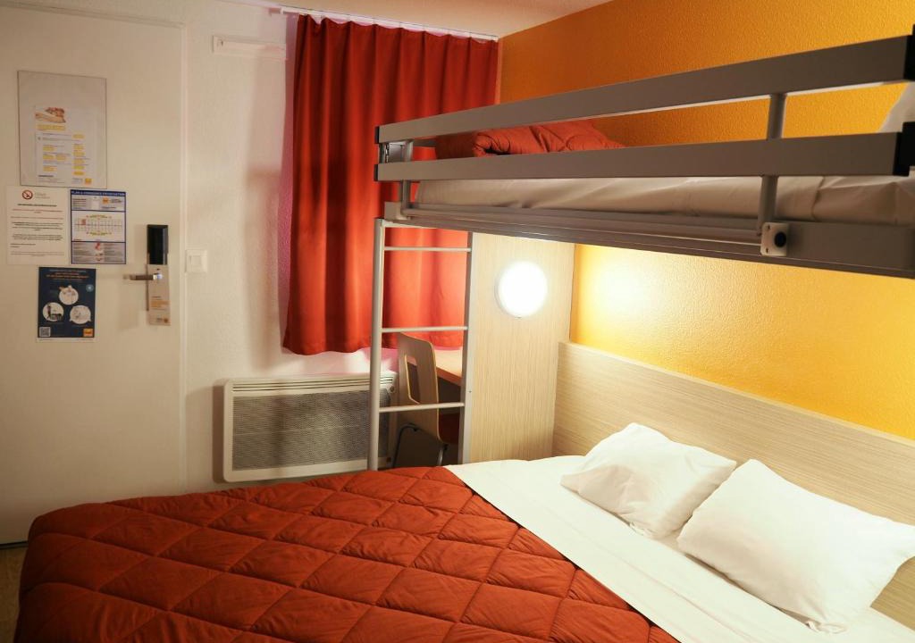 Saint-Lambert-des-Levees Hotel | Premiere Classe Saumur