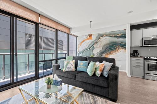 Bay Cloverhill Apartment | Premium 1 Bedroom with City View