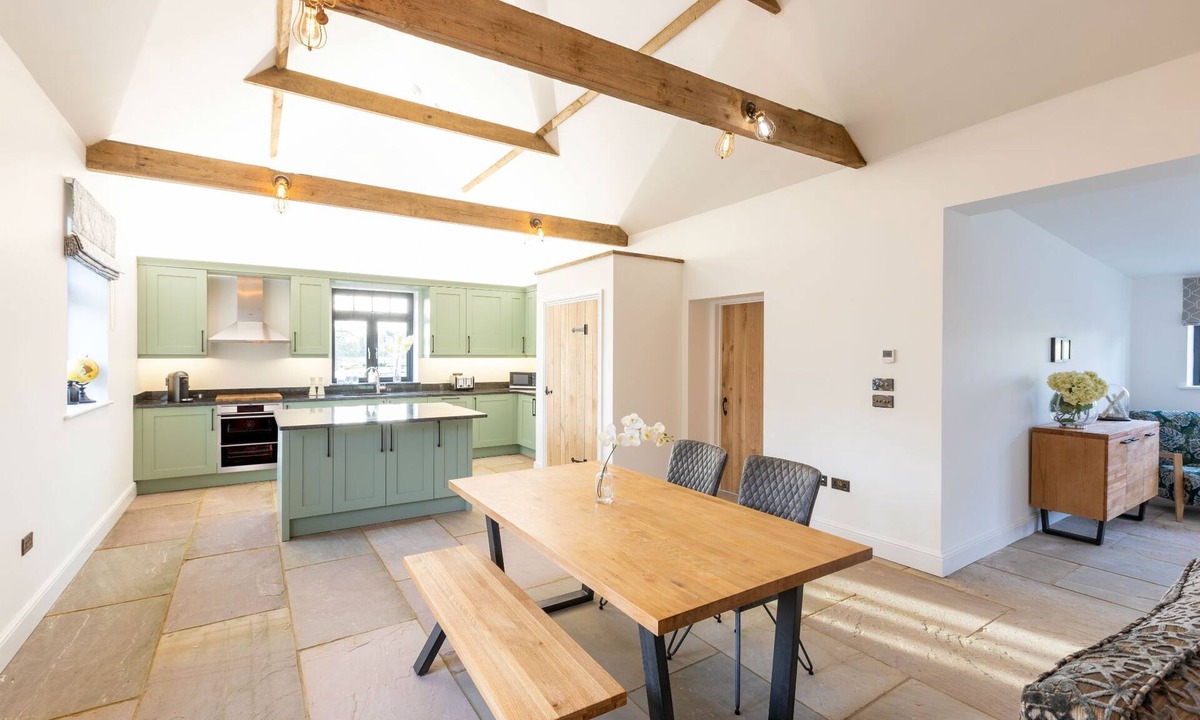 Little Stukeley Cottage | Premium barn conversion in the countryside