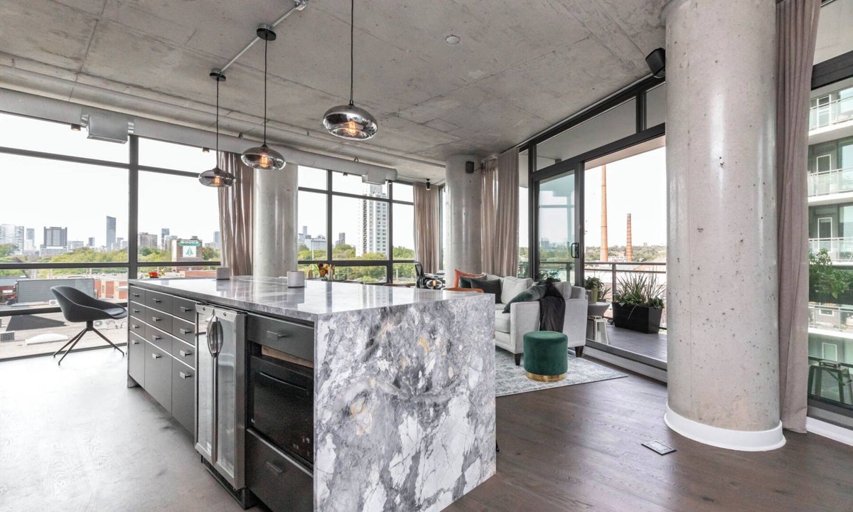 Leslieville Condo | Premium Film District Unit: Skyline + Sunset Views