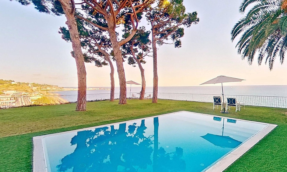 Arenys de Mar House | PREMIUM HABITAT LES VIL·LES