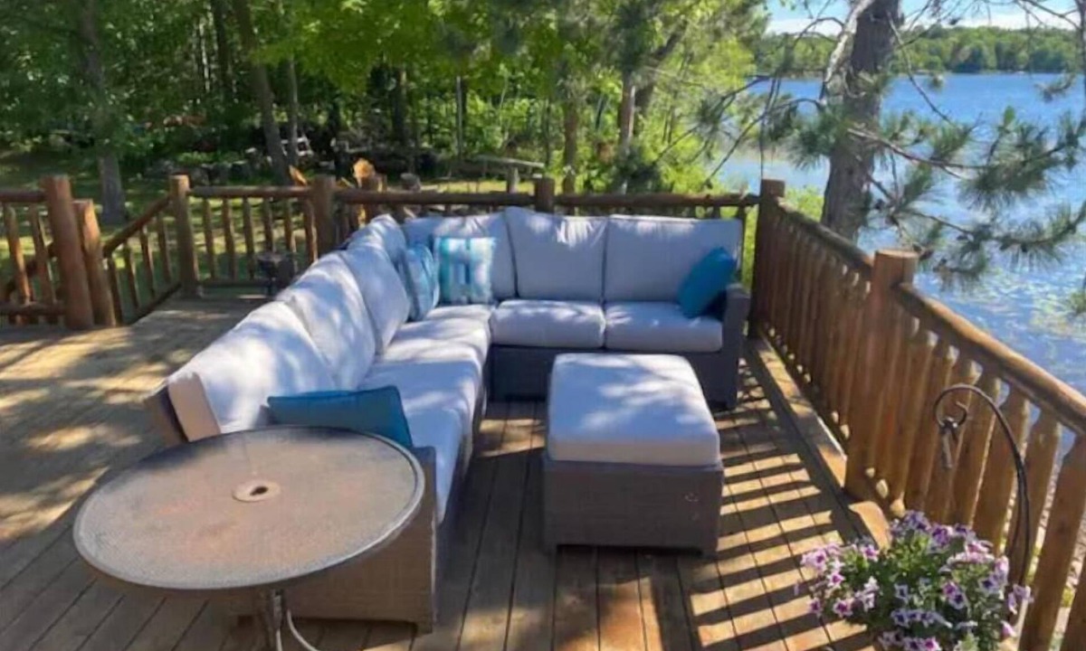 Aitkin Cabin | Premium Lake Cabin Setting. Private shoreline. Sauna.