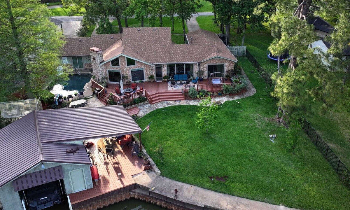 Star Harbor House | Premium Lakefront Villa with Pool, Private Dock & Boathouse on Cedar Creek