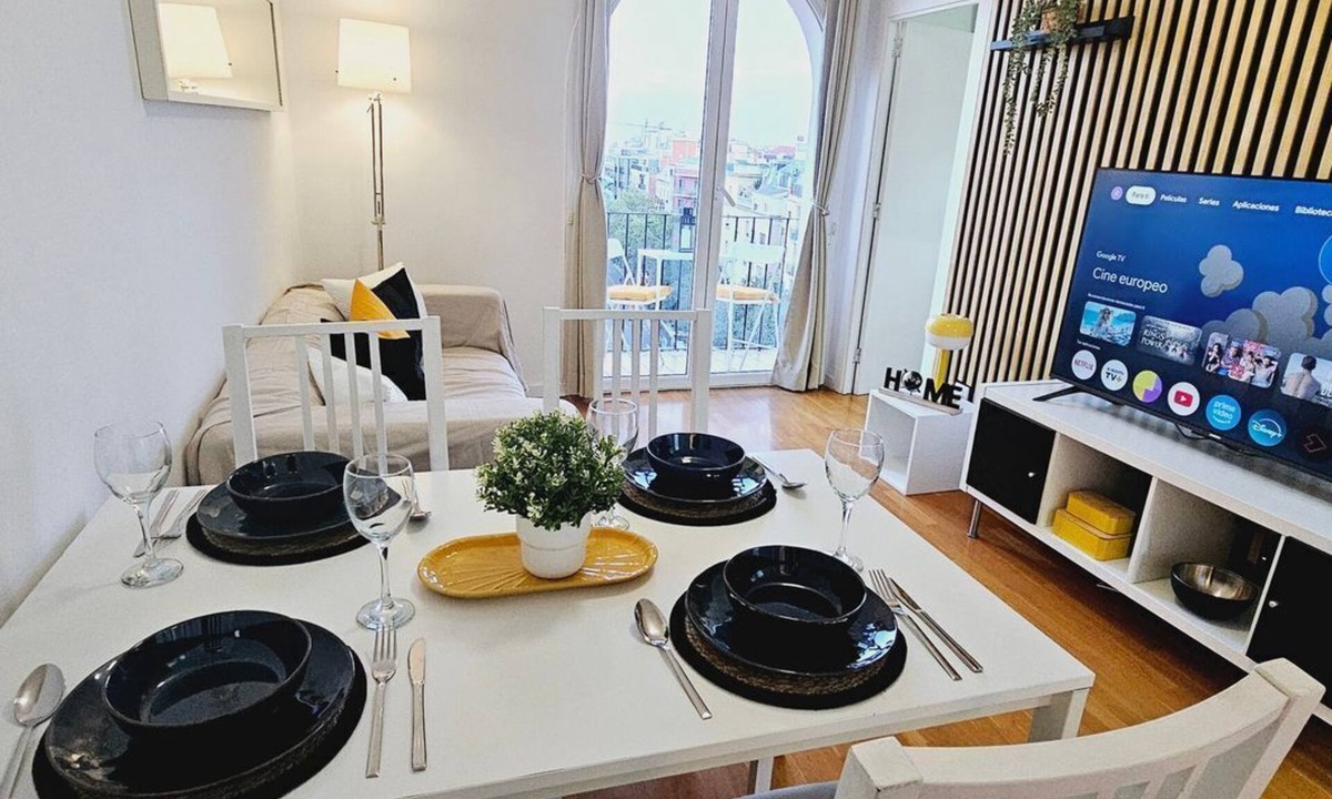 Vilapicina i la Torre Llobeta Apartment | Premium refurbished apartment in Barcelona city center
