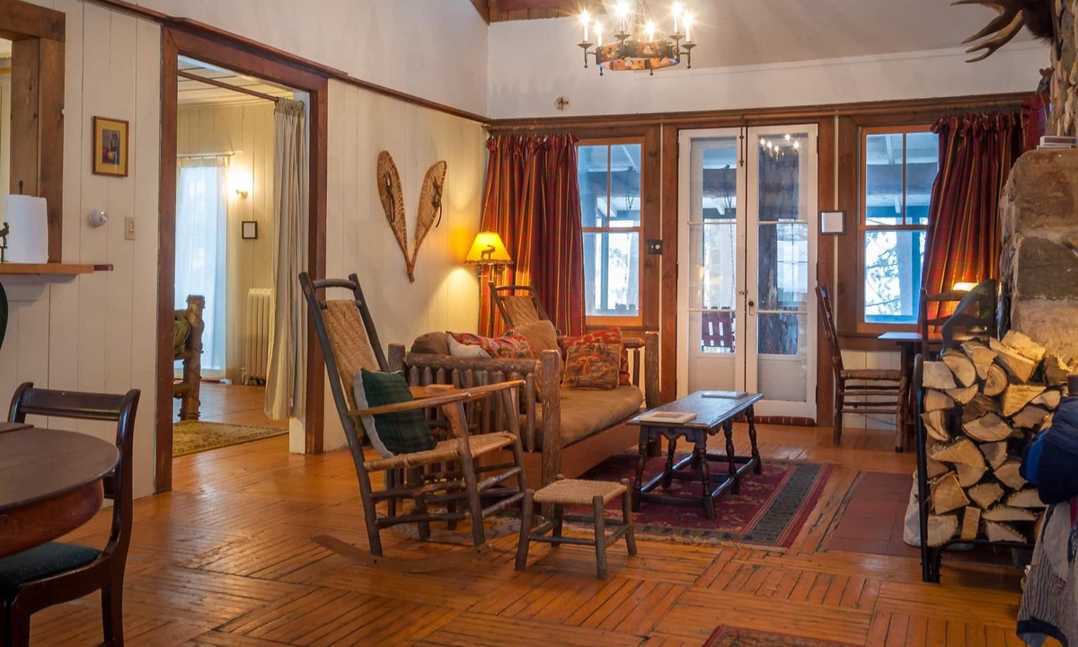 Meacham Cabin | President's Cabin with Lake View