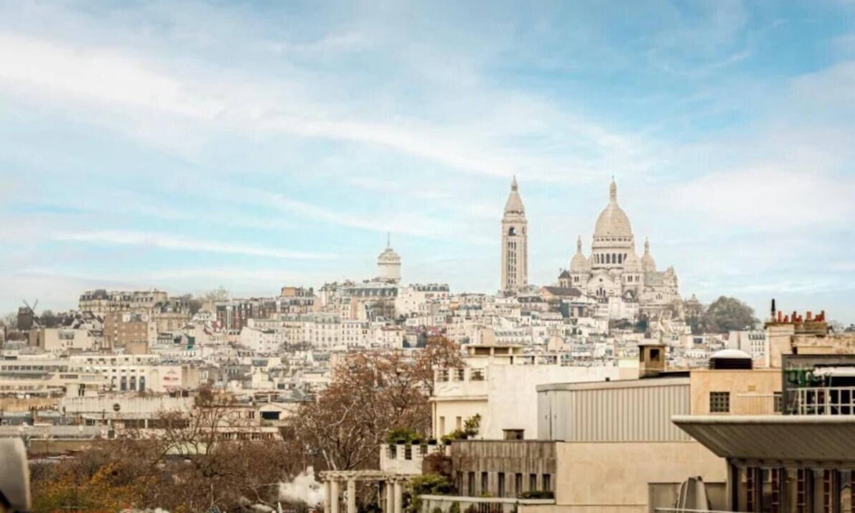 Faubourg-du-Roule Apartment | PRESTIGIOUS 7TH FLOOR LUXURY APARTMENT WITH BREATHTAKING EIFFEL VIEWS