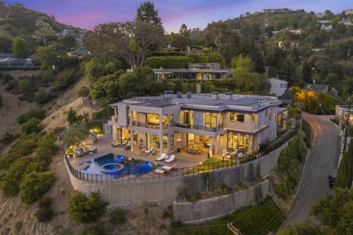 Hollywood Hills House | Prestigious Hillside Villa W. Pool, Theater, Views