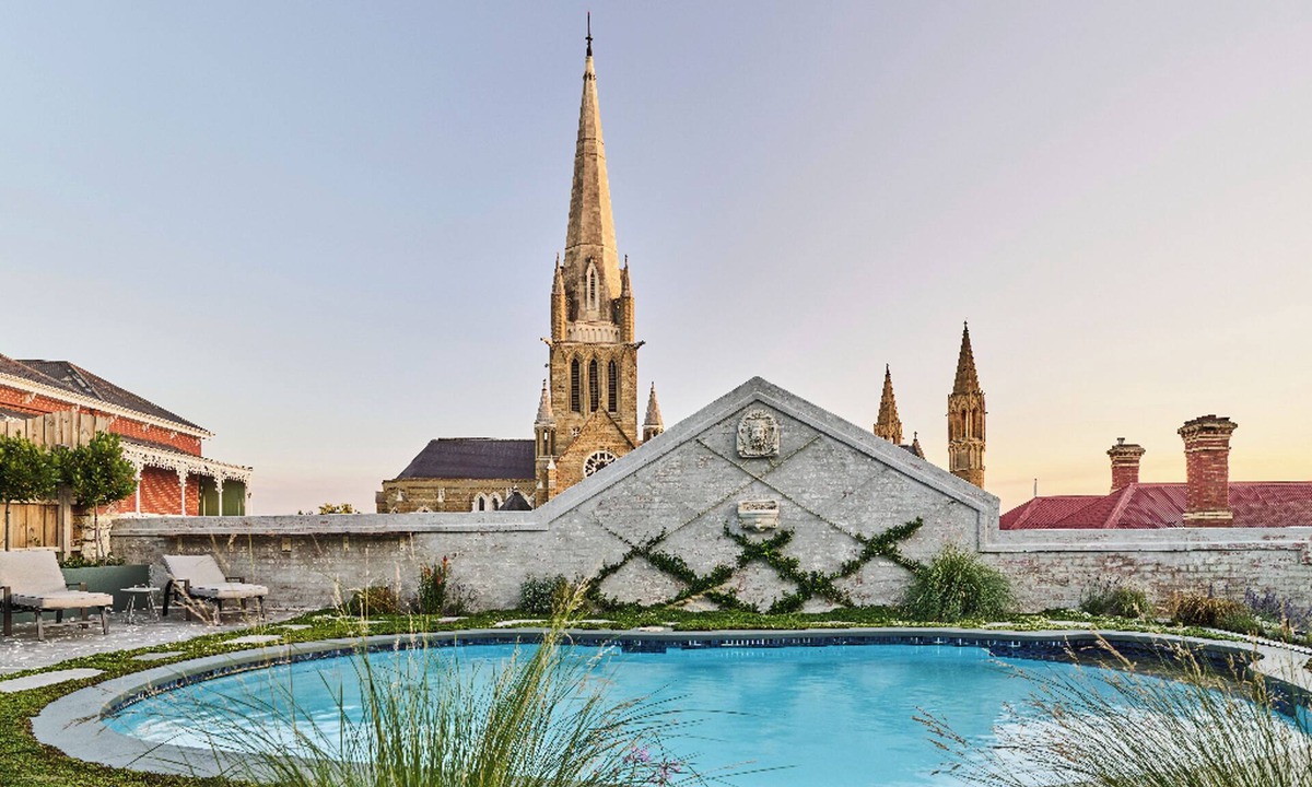 Bendigo House | Prestigious Home for Luxury Getaways