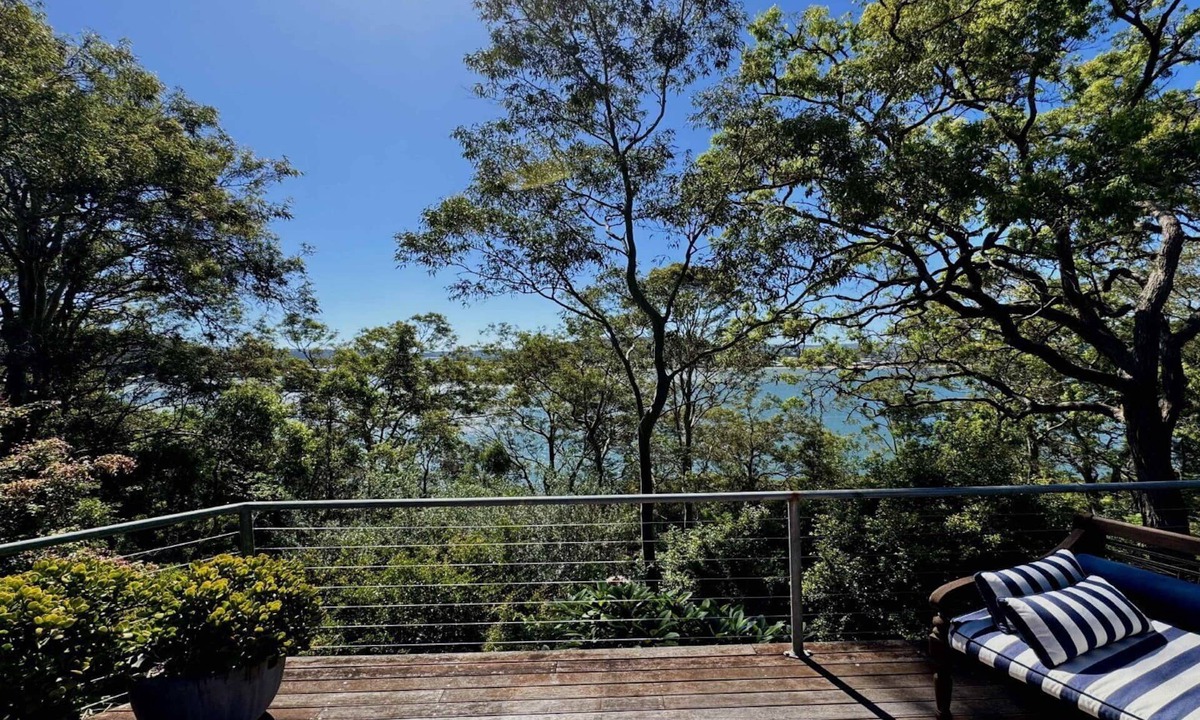 Pretty Beach Central Coast House | Pretty Beach Escape by HolidayCo.