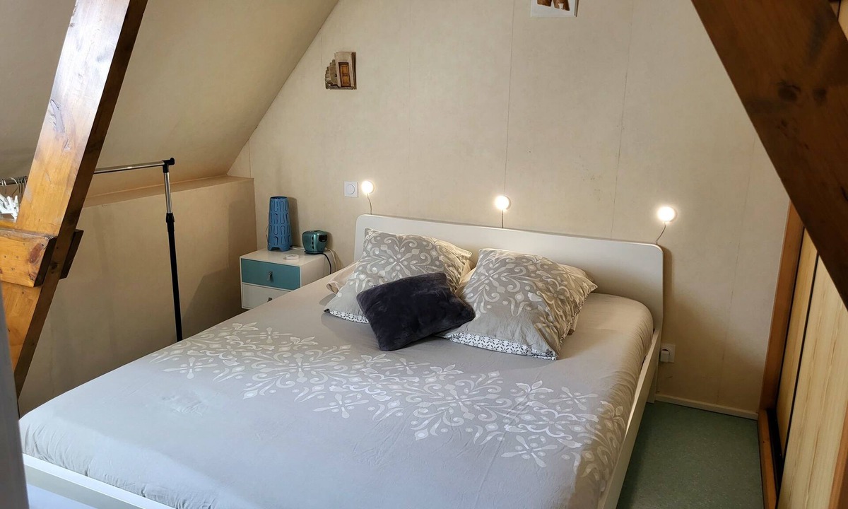 Pirou Bed & Breakfast | Pretty beach house Cyprange