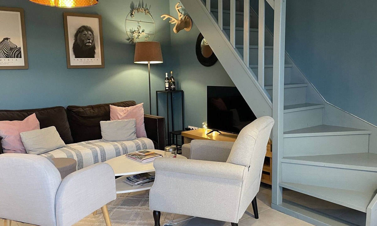 Entraigues-sur-la-Sorgue Villa | Pretty house with garden - Le Clos Du Moulin 1