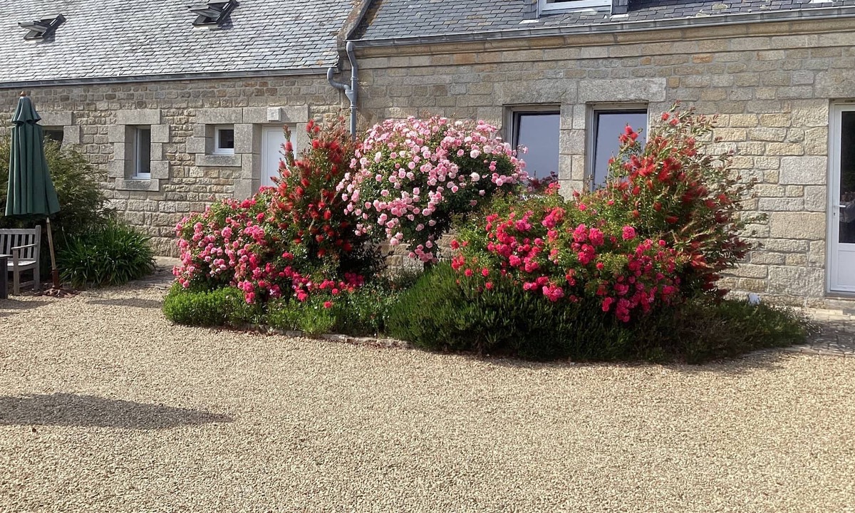 Penmarch House | Pretty penty with large private courtyard