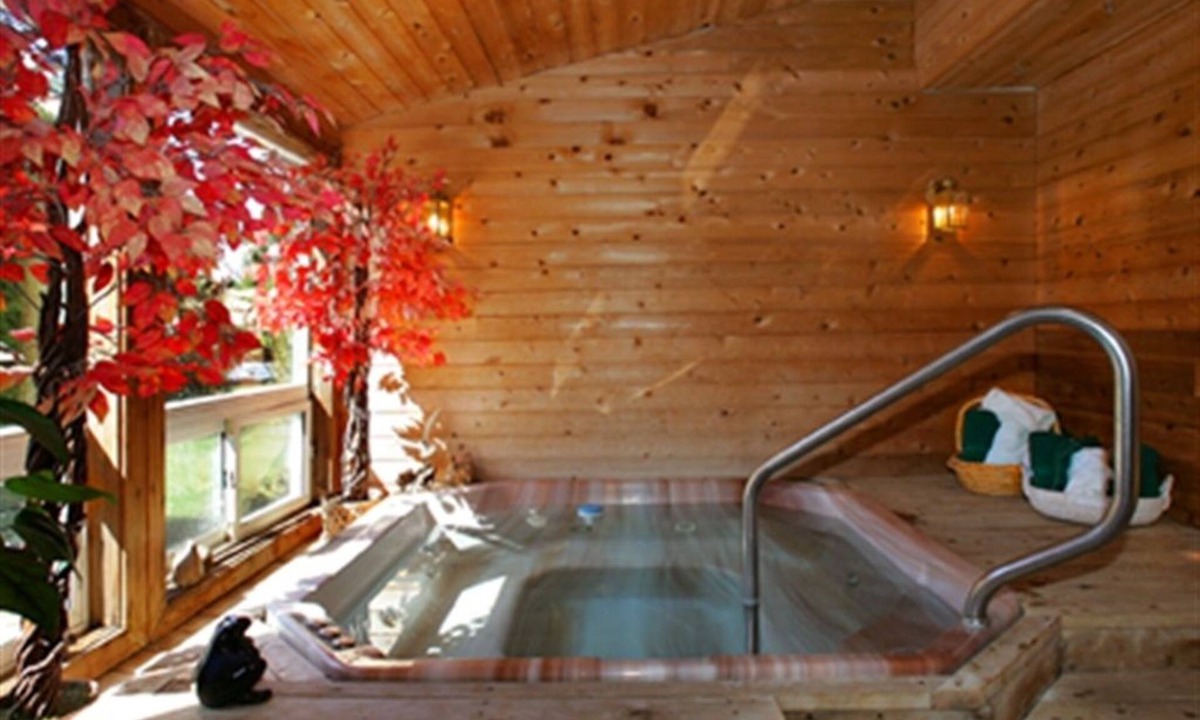 Glen Huron House | Pretty River Valley Country Inn