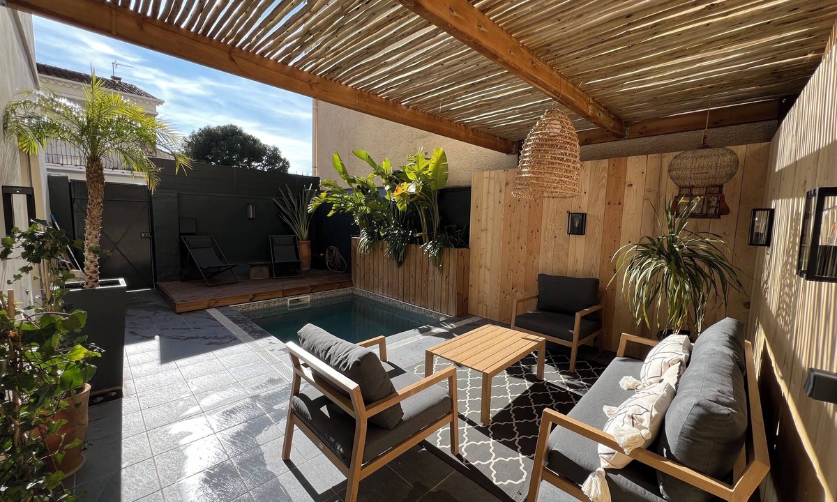 Les Halles - Valliere House | Pretty town house