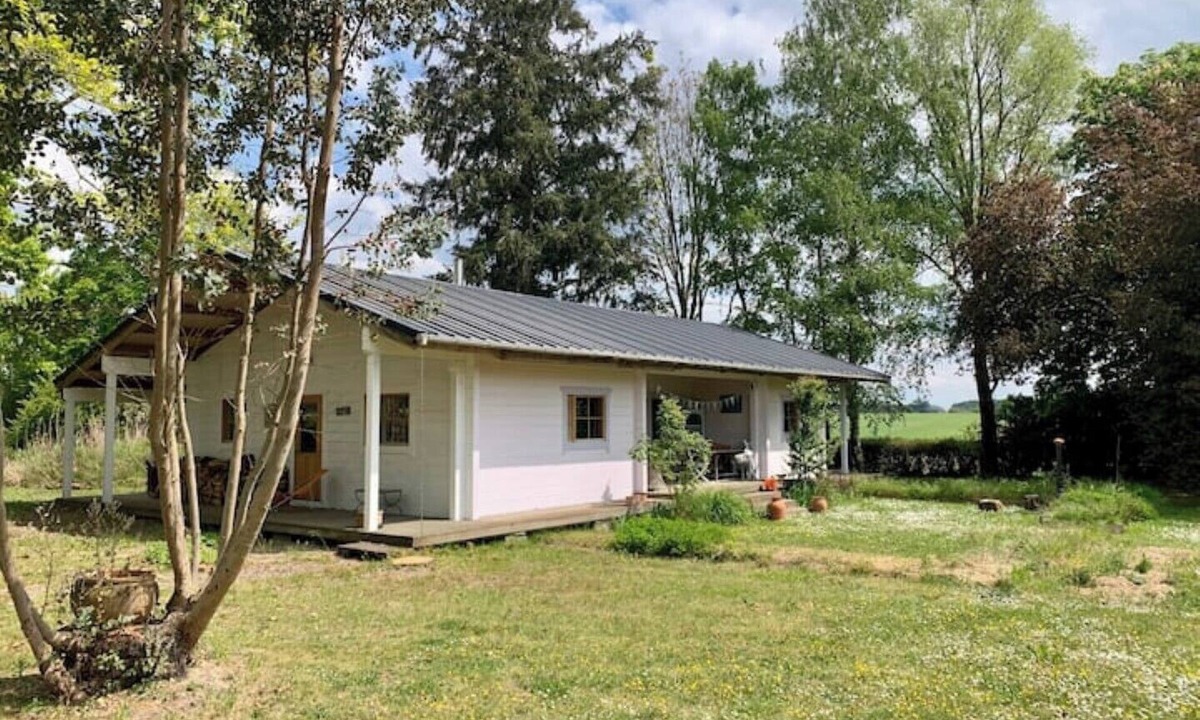 Mouzay Ski Chalet | Pretty wooden house near Loches, Touraine, near the Chateaux of the Loire Valley