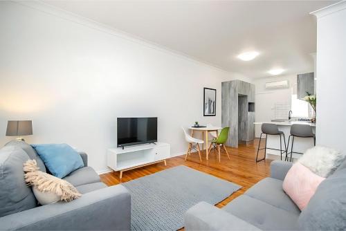 Adamstown Apartment | Prickly Pear Stays in Adamstown