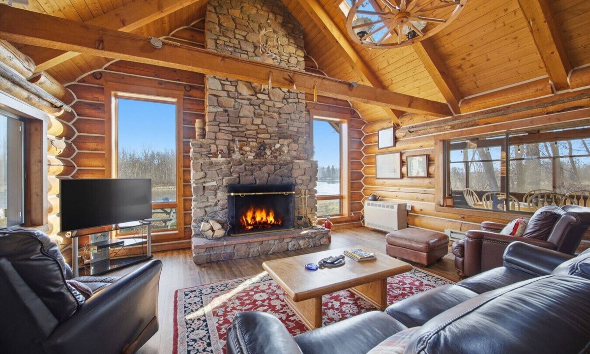 Florence Cabin | Prime Bitterroot River frontage