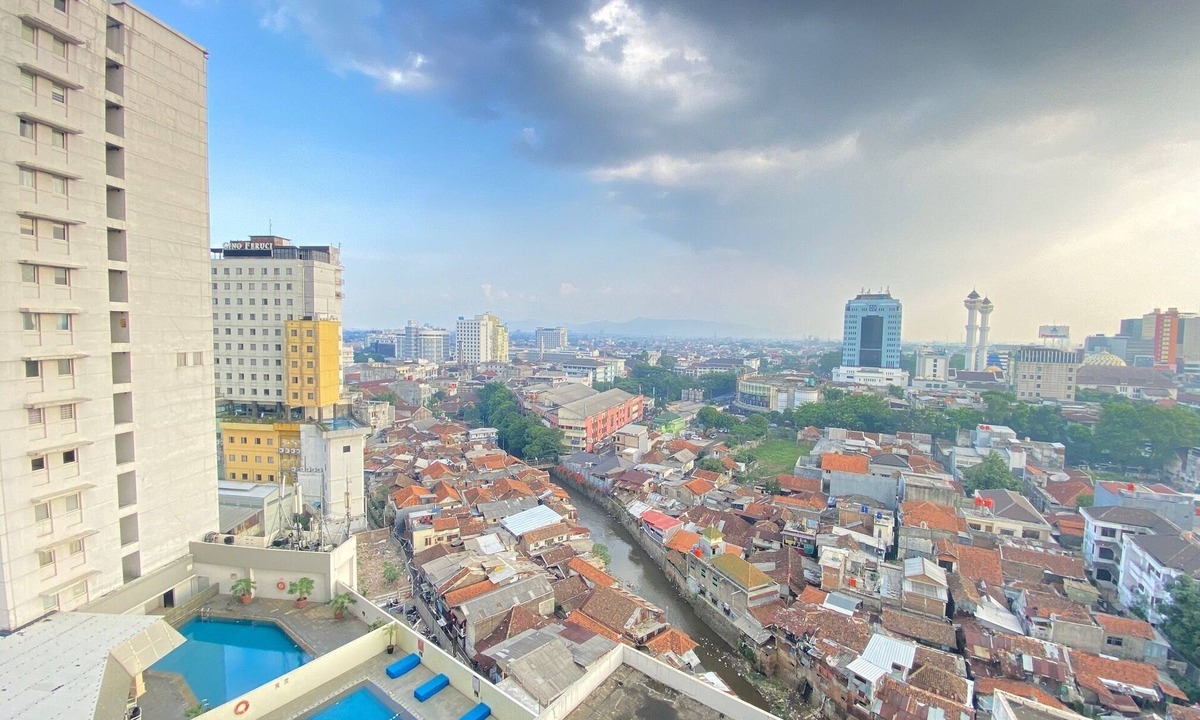 Braga Apartment | Prime & Cozy 3BR at Braga City Walk Apartment