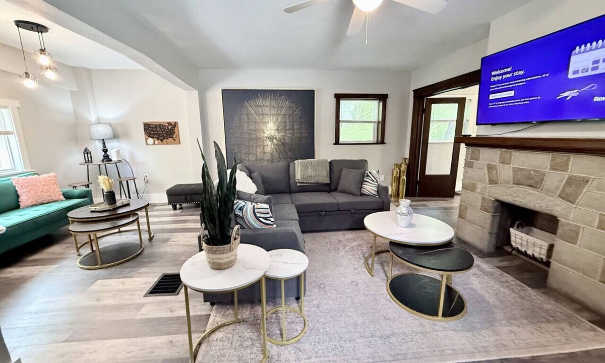 Pittsburgh House | Prime location 3 bed 1.5 bath