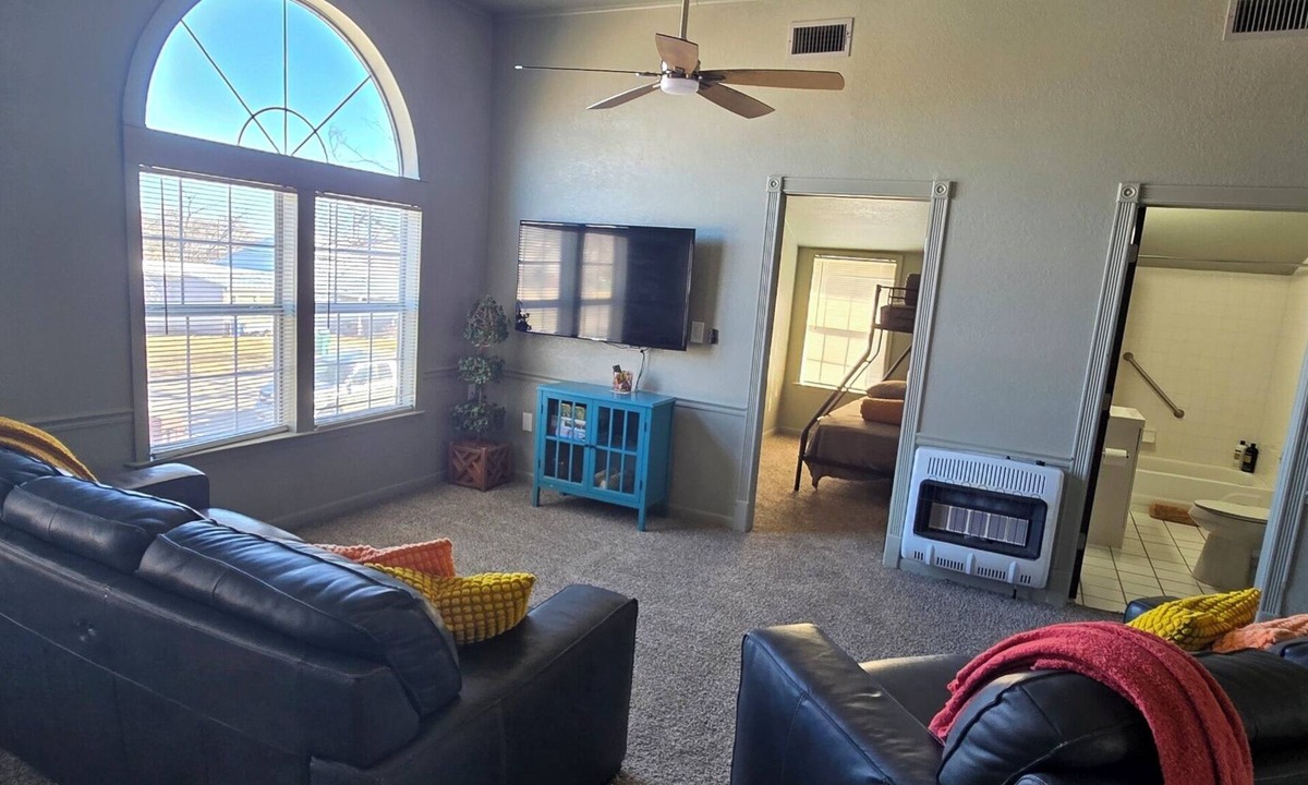 Coleman Condo | Prime Location Condo – Walk to Dining, Park, Shops & Downtown