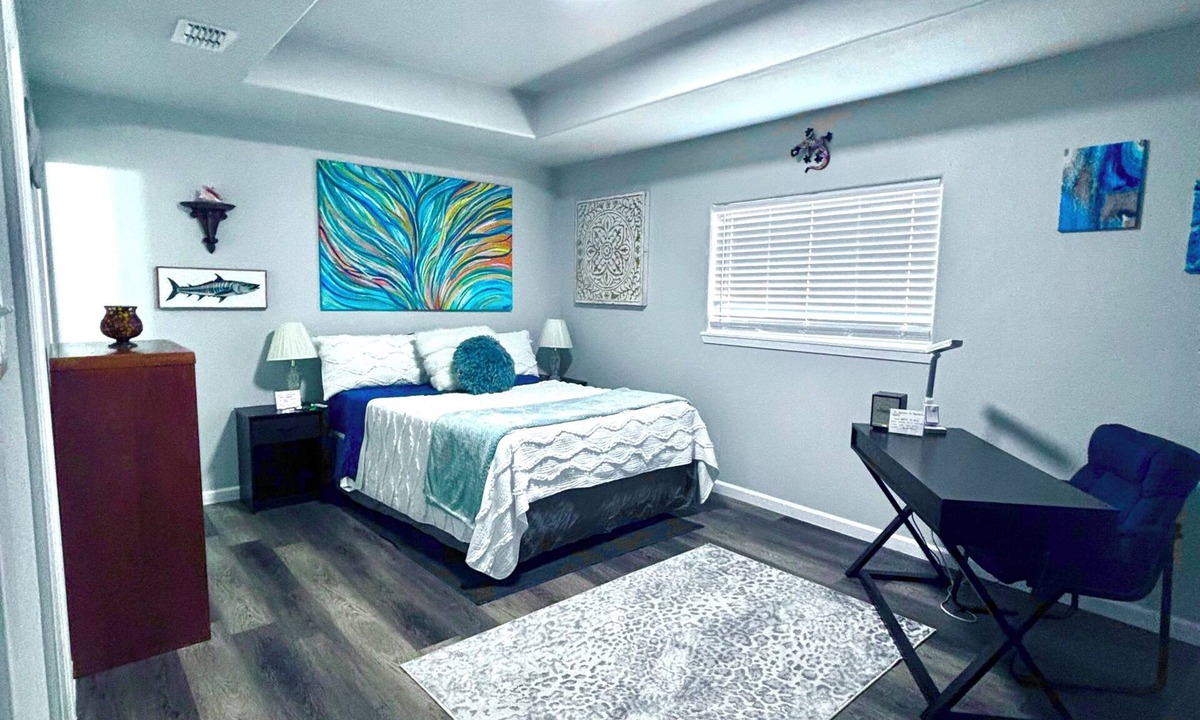 Flour Bluff House | PRIME LOCATION IMMACULATE COZY GETAWAY MINUTES FROM BEACH &DOWNTOWN