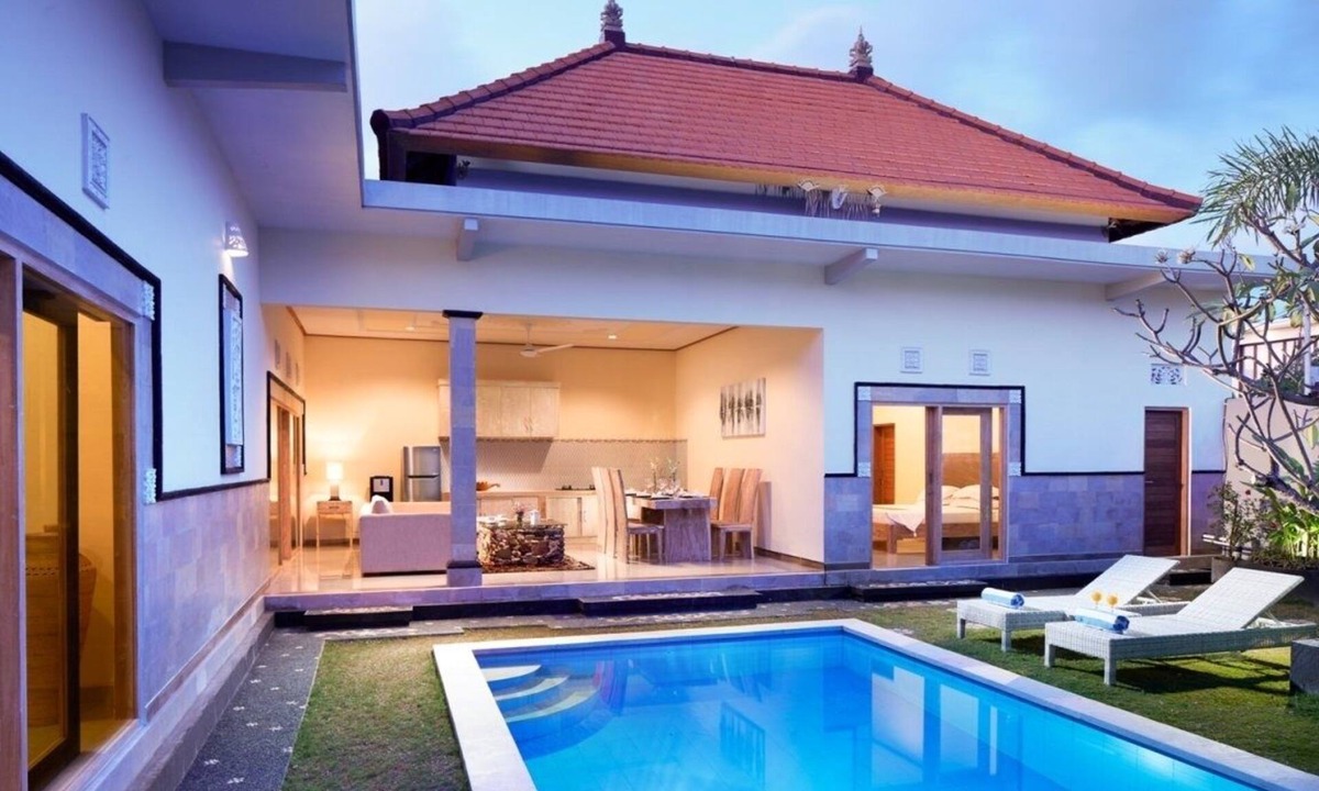 Petitenget Villa | Prime location just walking distance to the Boutique shop, Restaurant , Bar
