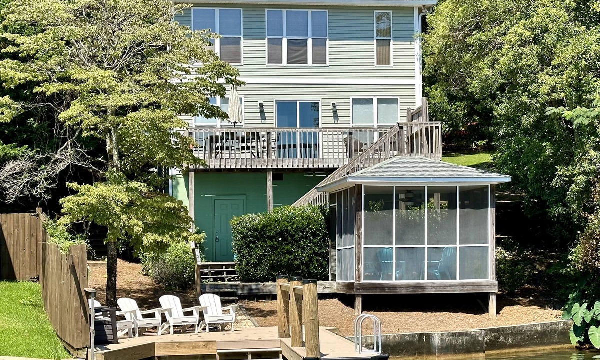 Dadeville House | Prime, Peaceful Waterfront Location! Big, clear water views! Fire table!