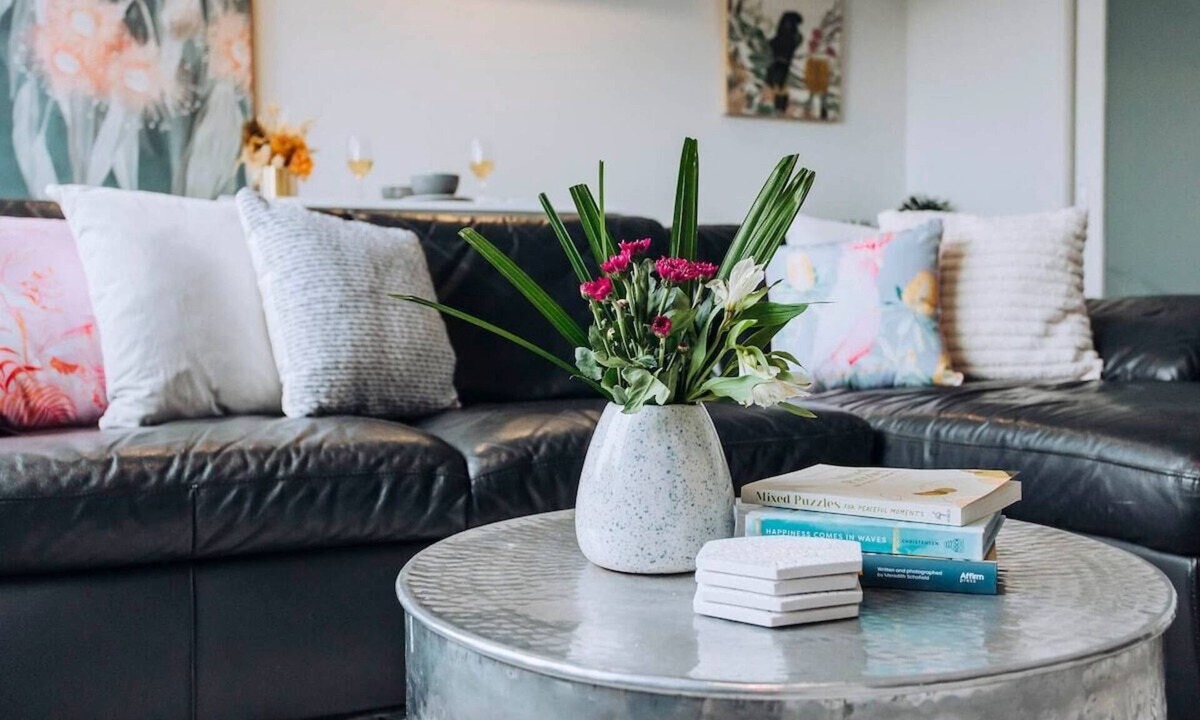 Windsor Apartment | Prime Prahran Property with Parking