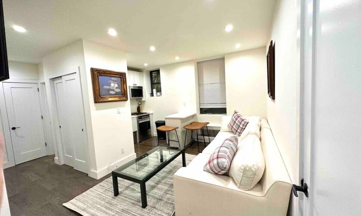 SoHo Apartment | Prime soho 2 bedroom