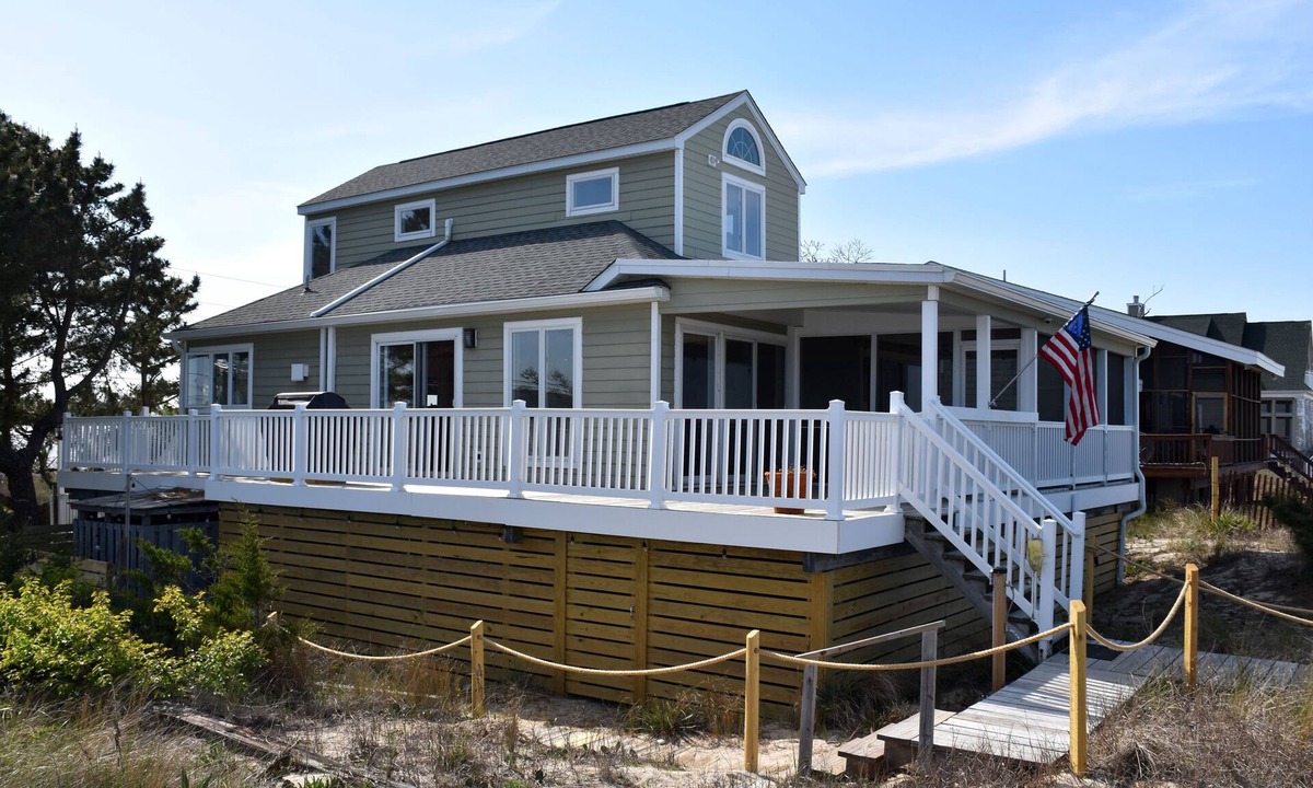 Prime Hook Beach House | Primehook Beach Bayfront Beauty