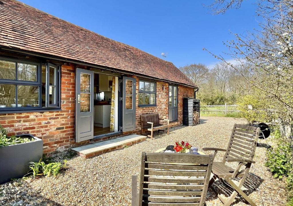 Mayfield House | Primrose Lodge