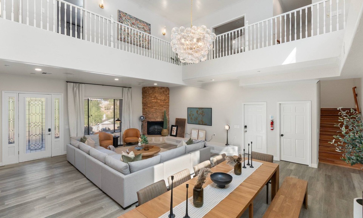 Fountain Hills House | Primrose Palace