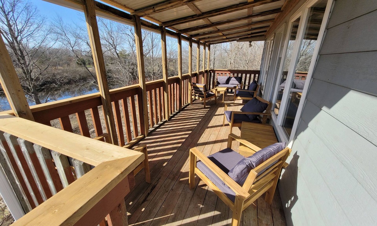 Prince Edward Cottage | Prince Edward County Pond-Side Getaway! Family-friendly private oasis!