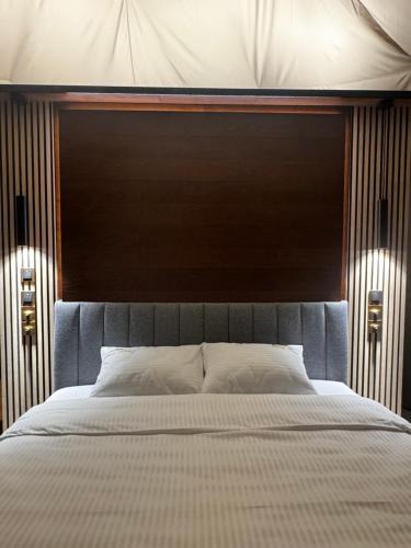 East Acton Other | Princess Milena