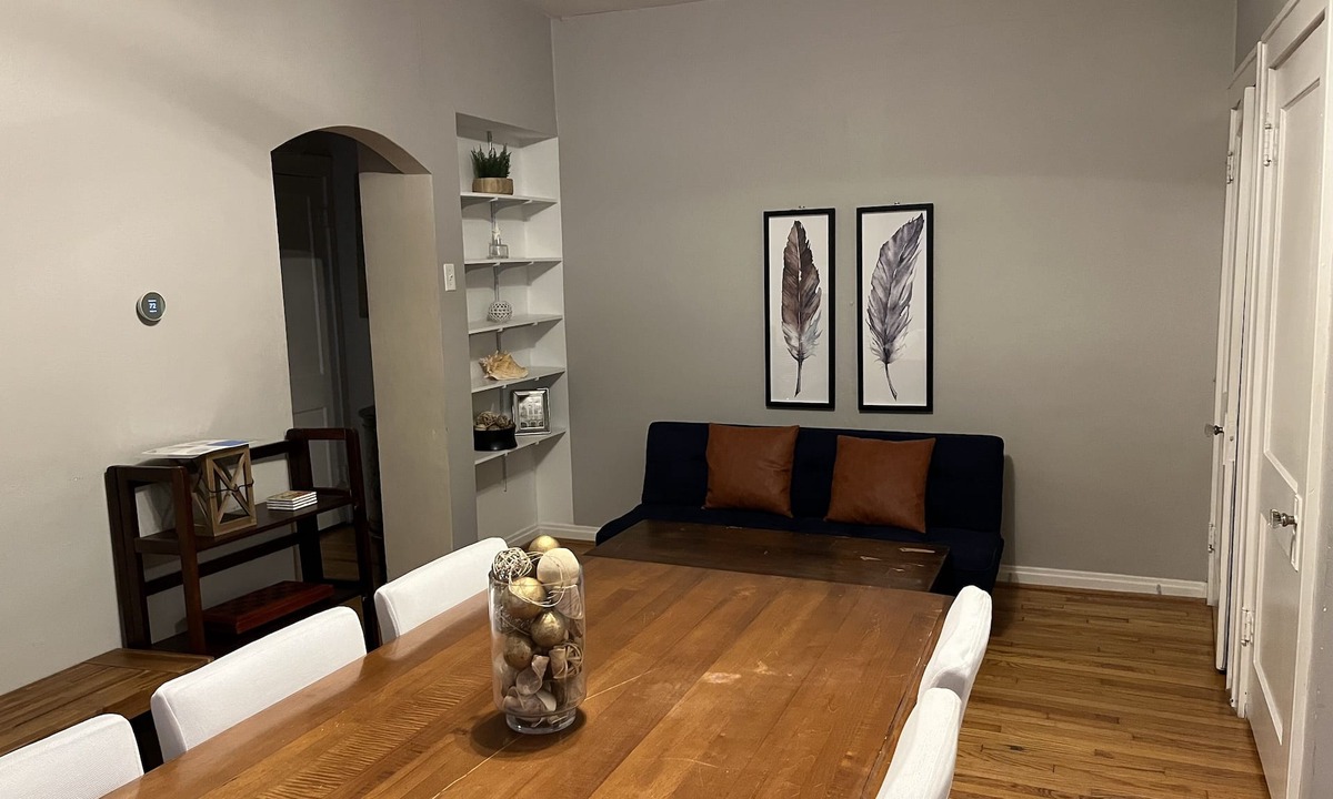 St. Louis House | Princeton Heights House & Yard Stylish~Safe~Walkable