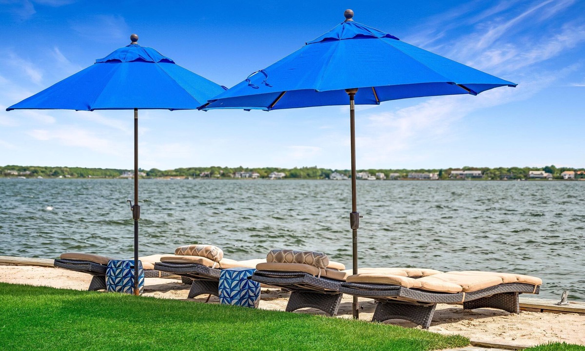 Westhampton Beach Cottage | Pristine Bay Front, Westhampton Beach - Boutique Hotel Feel