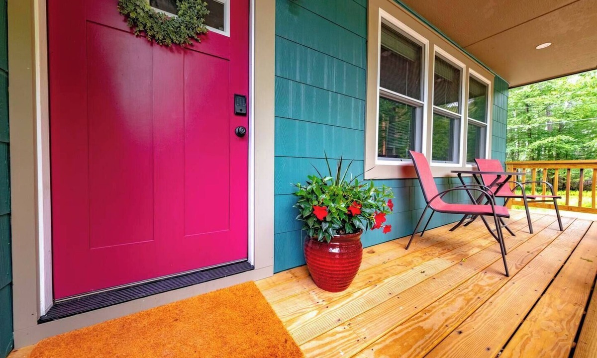 Eldred House | Pristine Country Cottage In Eldred, NY