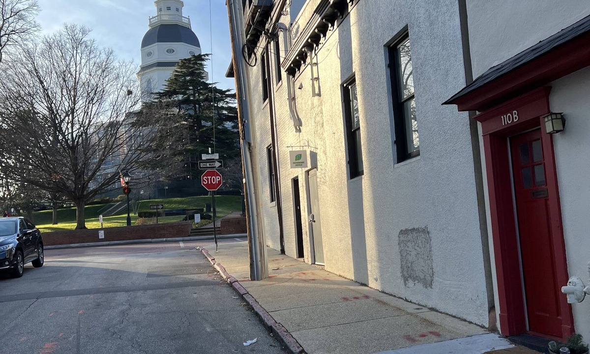 Historic District Apartment | Pristine Downtown 1-Bedroom Steps from State House