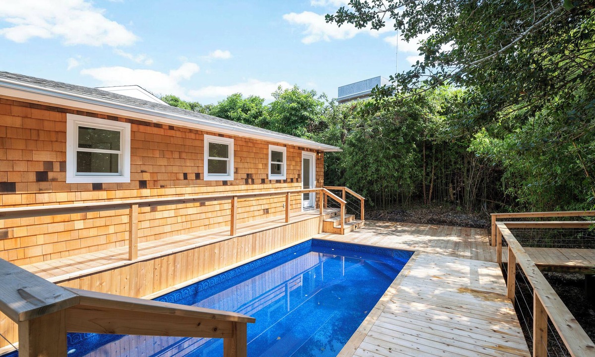 Fire Island Pines Villa | Pristine Queen Ensuite walk out to deck & pool - shared Kitchen LR DR Pool