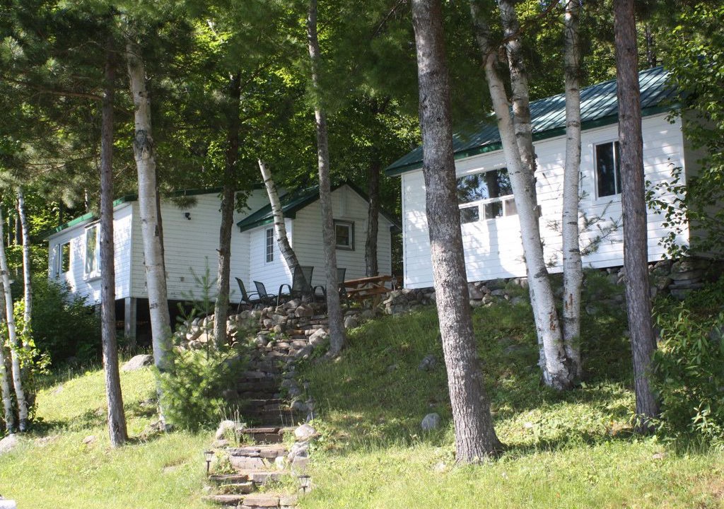 Cloyne House | Pristine Waterfront! Cottages at Bon Echo's Edge - Cottage #4