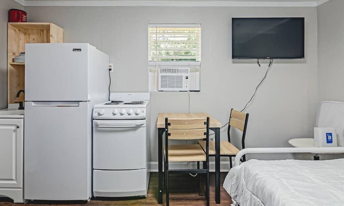 Belvedere Apartment | Private 1-Bedroom Studio Home