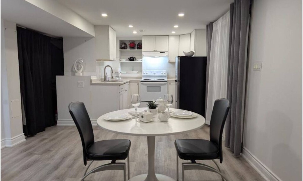 Fisherville Apartment | Private 1BR Apartment in Residential North York.