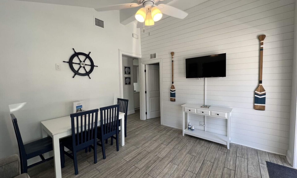 Sunset Beach House | Private 2BR bungalow #10