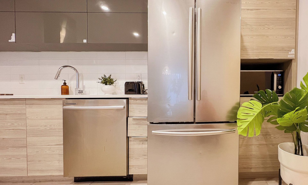 Cote-Des-Neiges—Notre-Dame-De-Grace Apartment | Private 2BR Suite | Central & Comfortable Stay