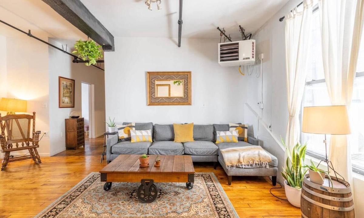 Williamsburg Apartment | Private 4BR Williamsburg Loft : World Cup Groups, Perfect for Match Weeks!