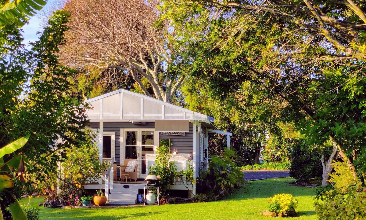 Kerikeri Cottage | Private 5 Star Romantic Cottage