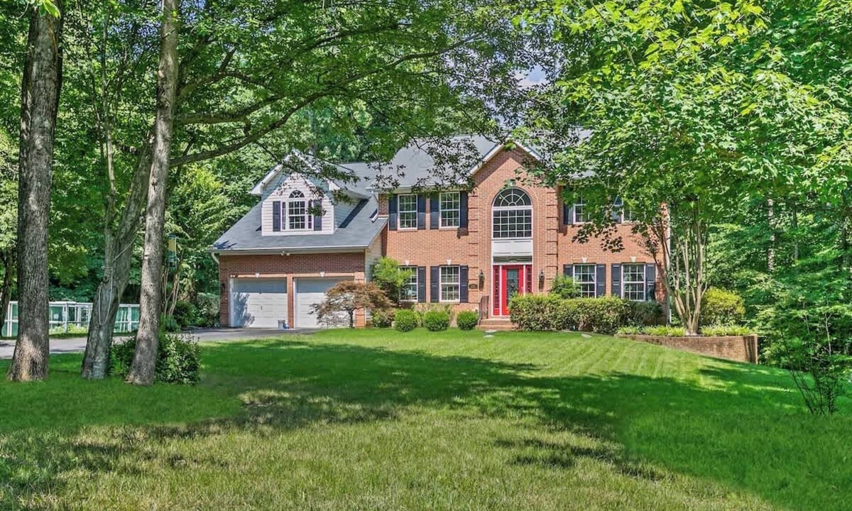 Port Republic House | Private 5BD Country Escape with Spa, Pool, & Fire Pit
