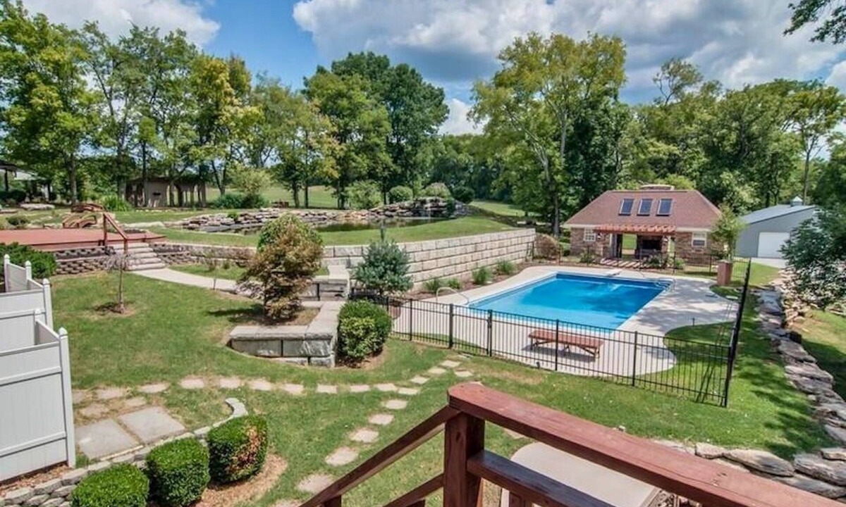 Hermitage House | Private 60 Acre Estate Former Kenny Rogers Ranch w Pool, Trails & Firepits