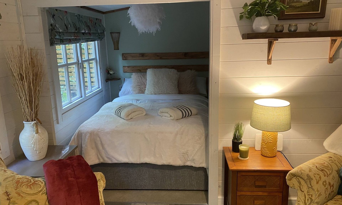 Worth Cabin | Private and Secluded Cabin in Rowfant